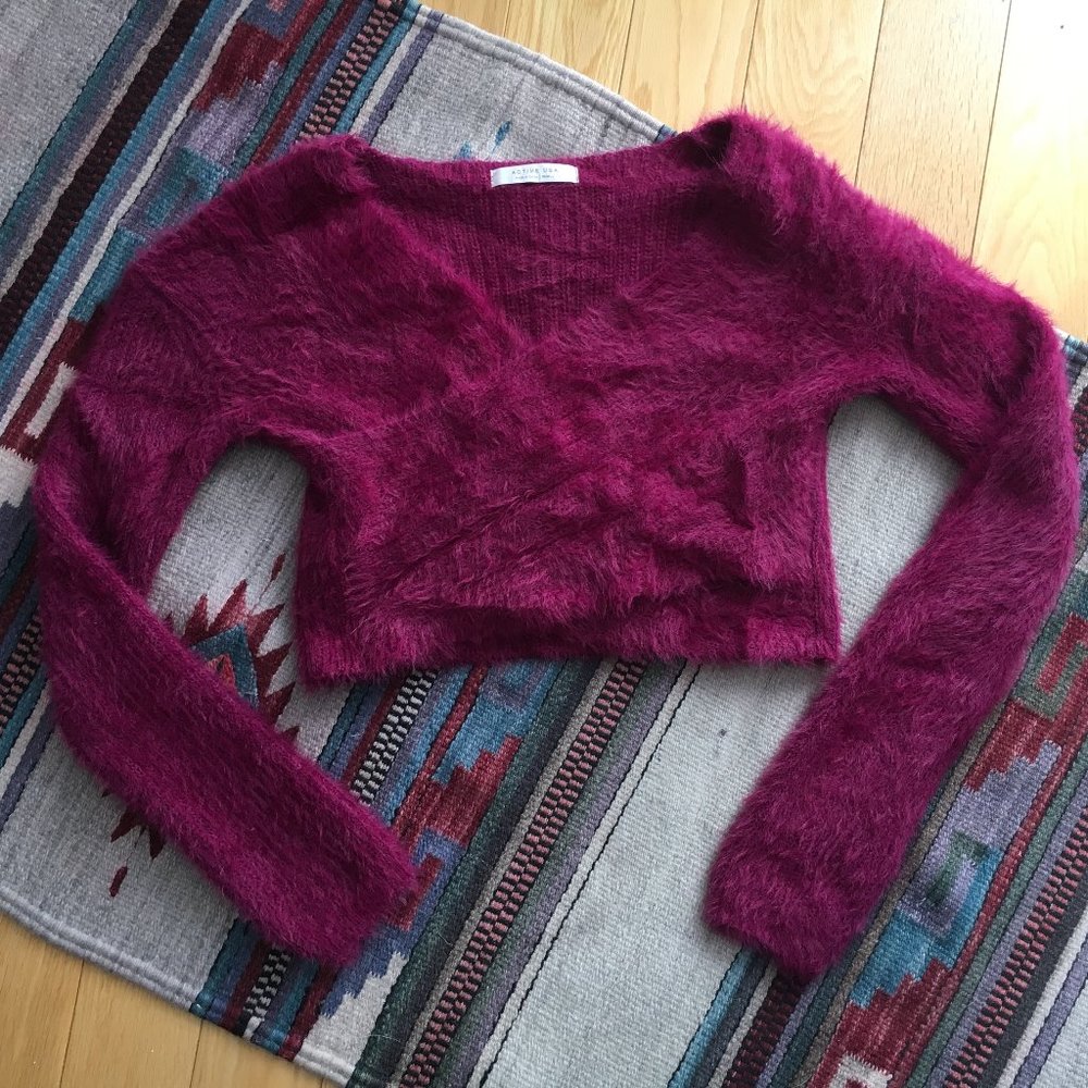Active USA Yoga V-Neck Sweater